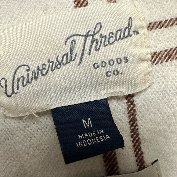 Universal Thread Supply Button Down Shirt, Womens Medium - Picture 4 of 5